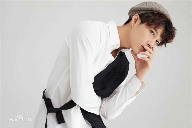 杨廷东前后照片