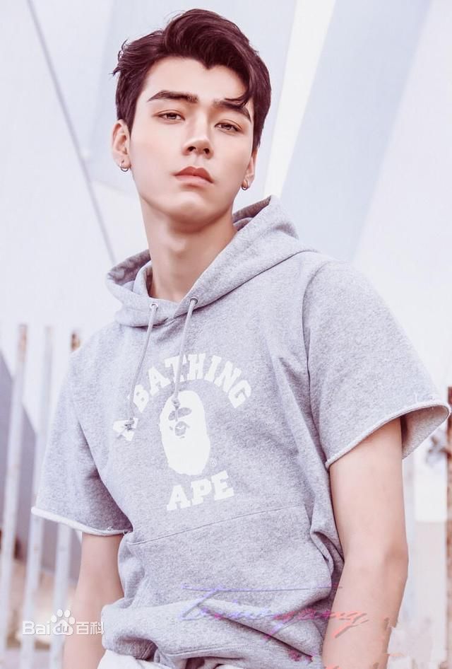 龚俊(Simon)最优质相册