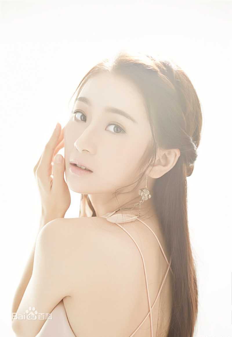 陈梦希艺术照生活照