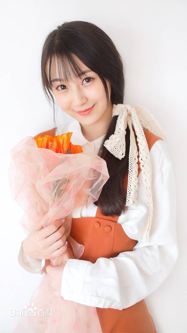 陈梦希艺术照生活照