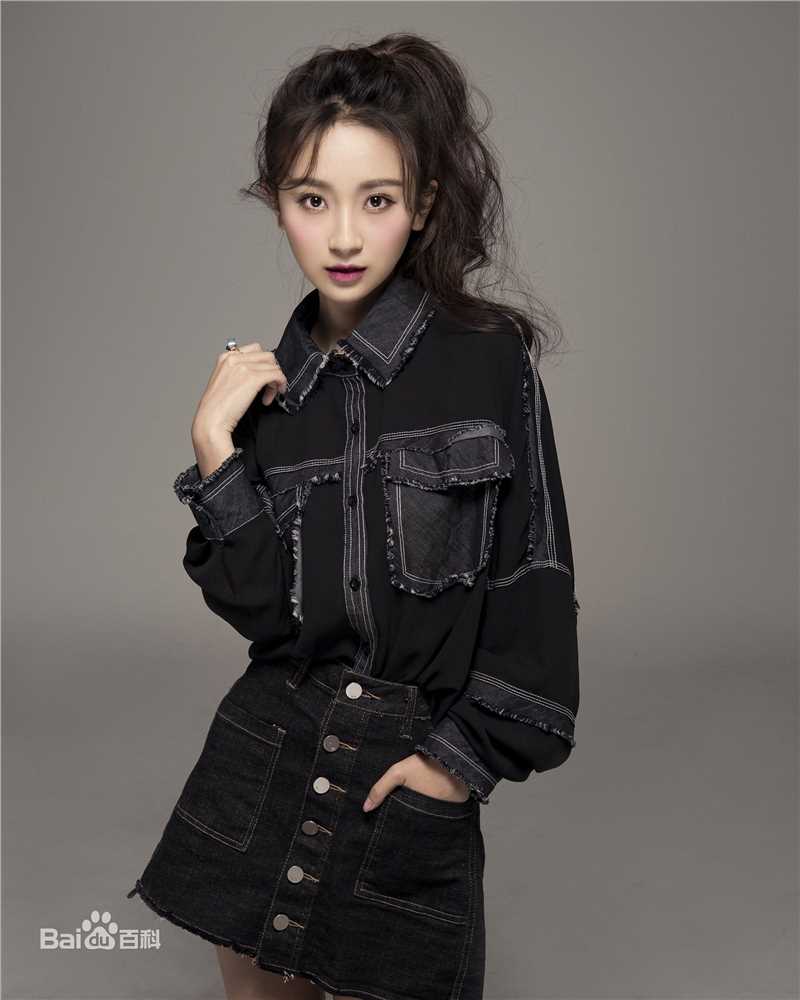 陈梦希艺术照生活照