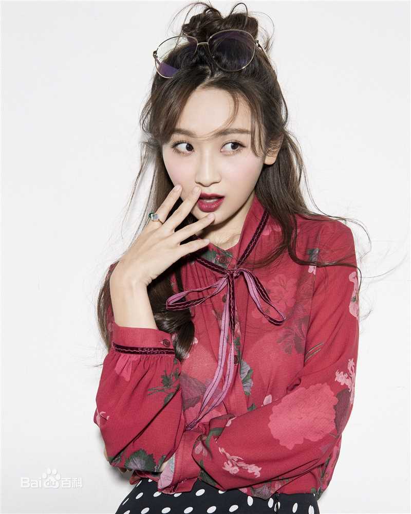 陈梦希艺术照生活照