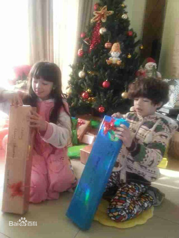 最新刘黛希(Daisy)性感图片