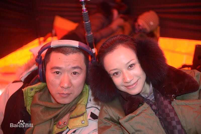 赵艺然导演现场工作照壁纸壁纸