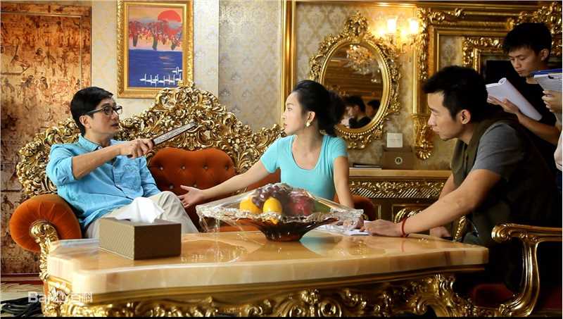 赵艺然导演现场工作照壁纸壁纸