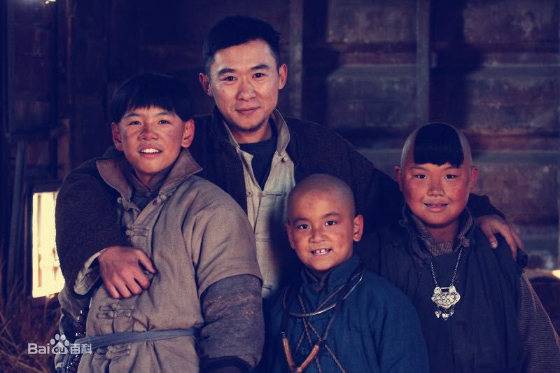 赵艺然导演现场工作照壁纸壁纸