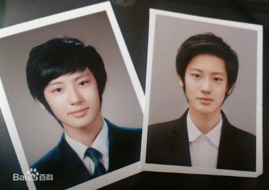 朴灿烈(（韩文名）、Park Chanyeol（官方艺名）)出道前照片图册