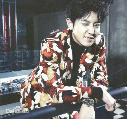 朴灿烈(（韩文名）、Park Chanyeol（官方艺名）)精选图册