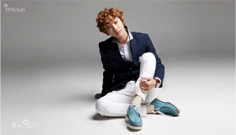 朴灿烈(（韩文名）、Park Chanyeol（官方艺名）)精选图册