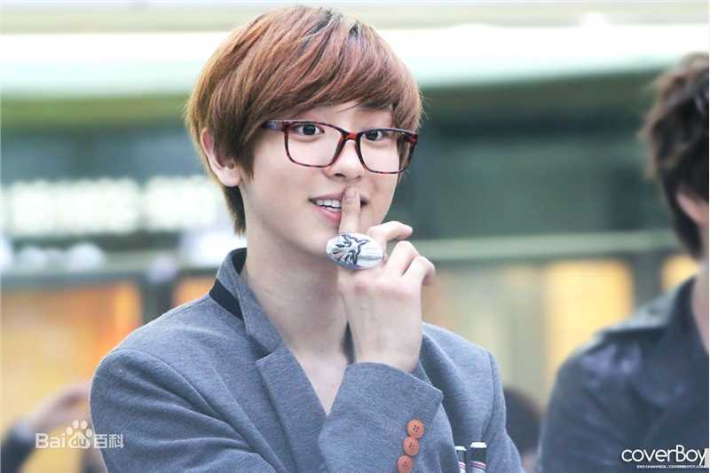 朴灿烈(（韩文名）、Park Chanyeol（官方艺名）)前后照片