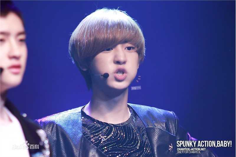 朴灿烈(（韩文名）、Park Chanyeol（官方艺名）)前后照片