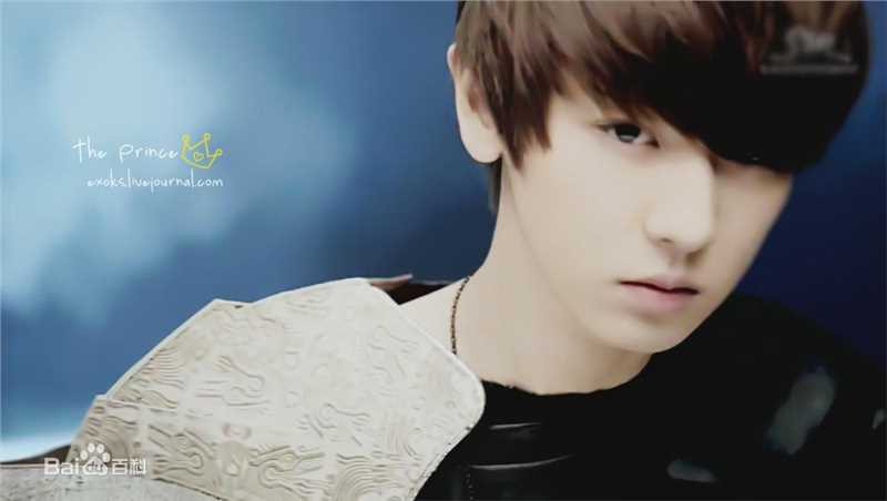 朴灿烈(（韩文名）、Park Chanyeol（官方艺名）)前后照片