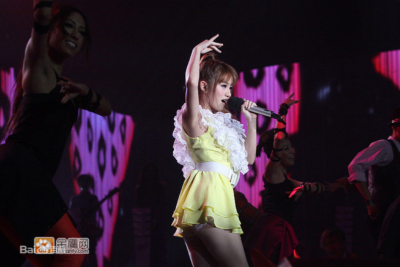 付梦妮(Mini)快乐女声比赛截影壁纸壁纸