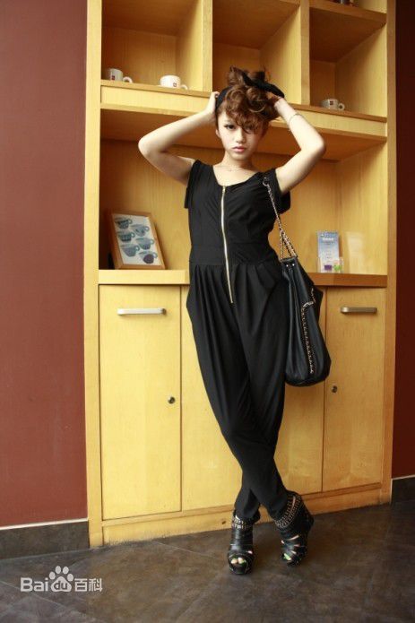 付梦妮(Mini)图册前后照片