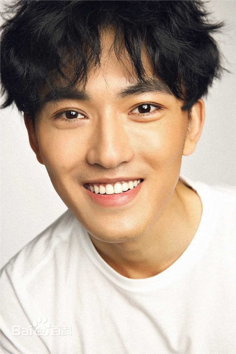 最全邬立朋素颜照