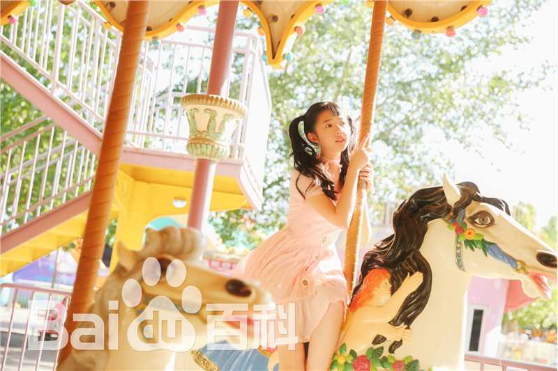 何蓝逗(helandou)最全相册