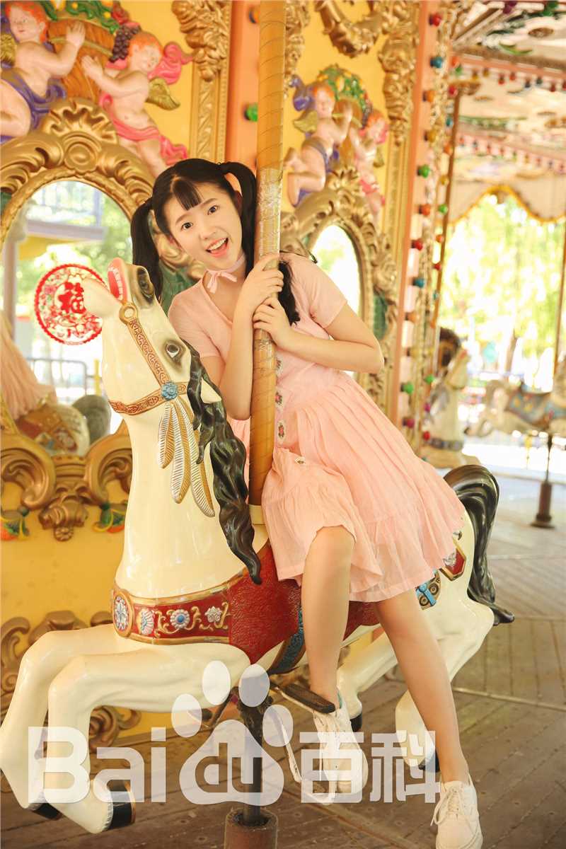 何蓝逗(helandou)最全相册