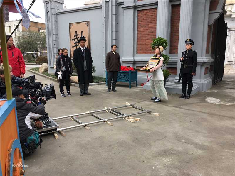 何蓝逗(helandou)《翡翠恋人》剧照