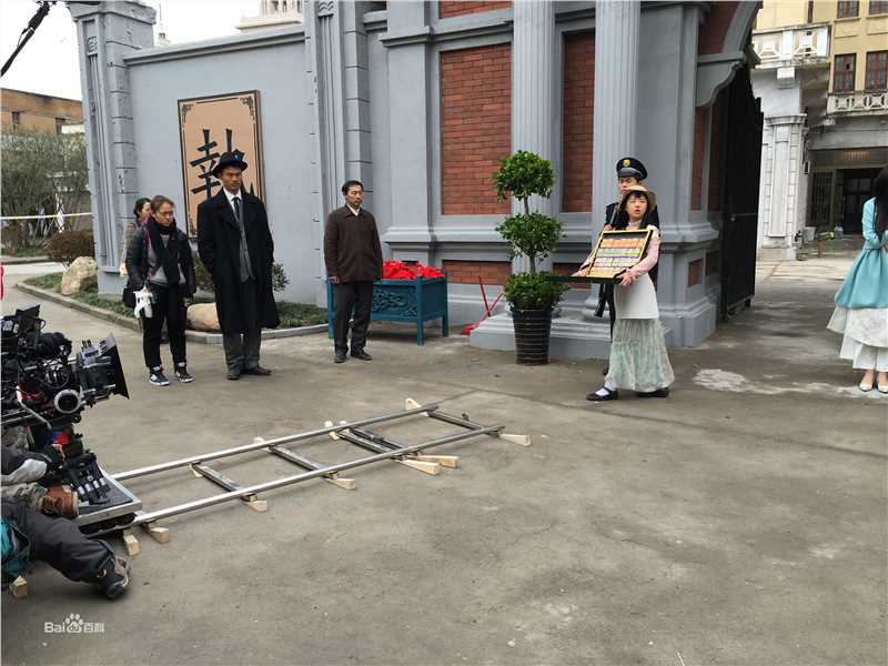 何蓝逗(helandou)《翡翠恋人》剧照