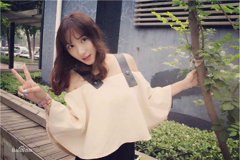 叶思齐(Wendy)生活照壁纸壁纸