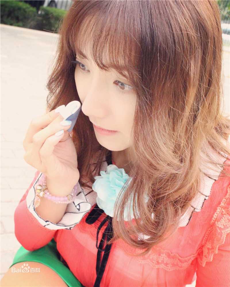 叶思齐(Wendy)生活照壁纸壁纸