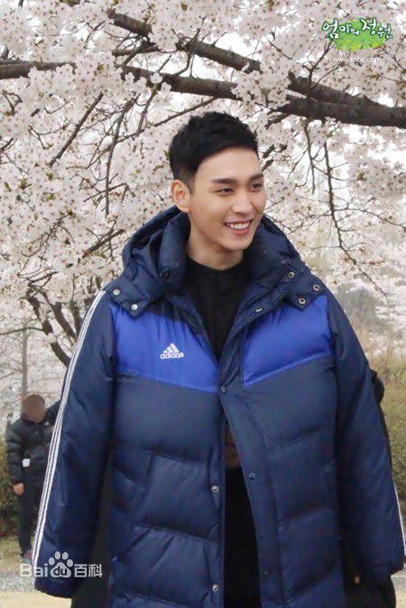 崔泰俊(Choi Tae Joon)在《妈妈的庭院》（2014）中的