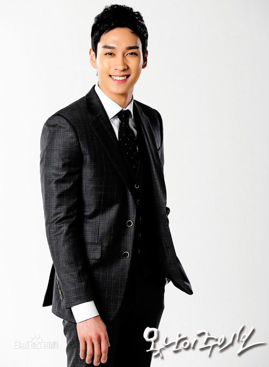 最新崔泰俊(Choi Tae Joon)在《丑八怪警报》（2013）中的图集