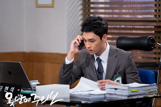 最新崔泰俊(Choi Tae Joon)在《丑八怪警报》（2013）中的图集