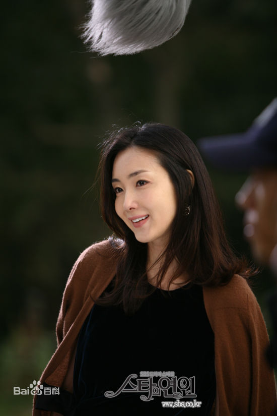 崔智友(Choi Ji-woo ，)图册1图片图册