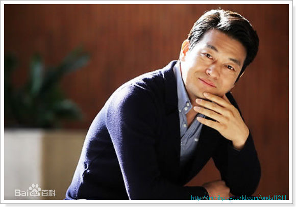 最新赵成夏性感图片