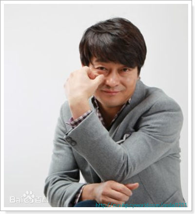 最新赵成夏性感图片