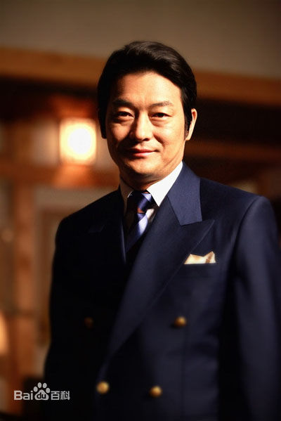 赵成夏生活图册