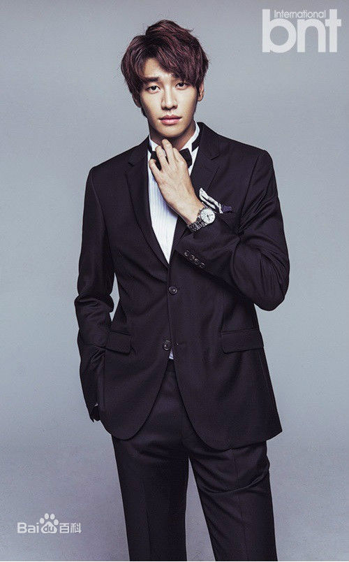 金英光(；Young Kim)最优质画报杂志照相册