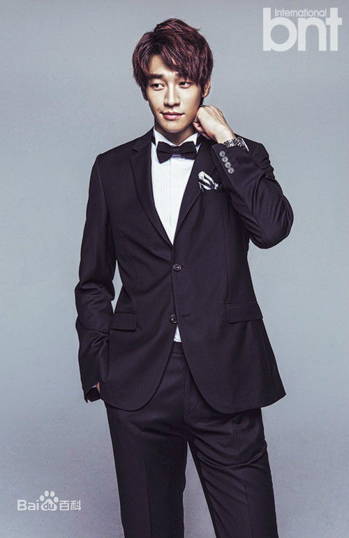 金英光(；Young Kim)最优质画报杂志照相册