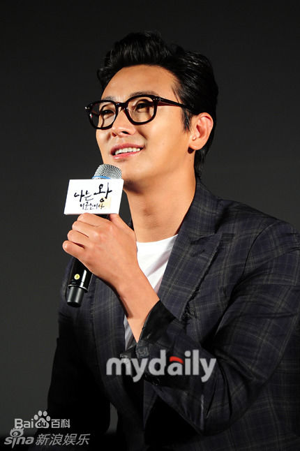 最新朱智勋(，チュ ジフン)精彩图册