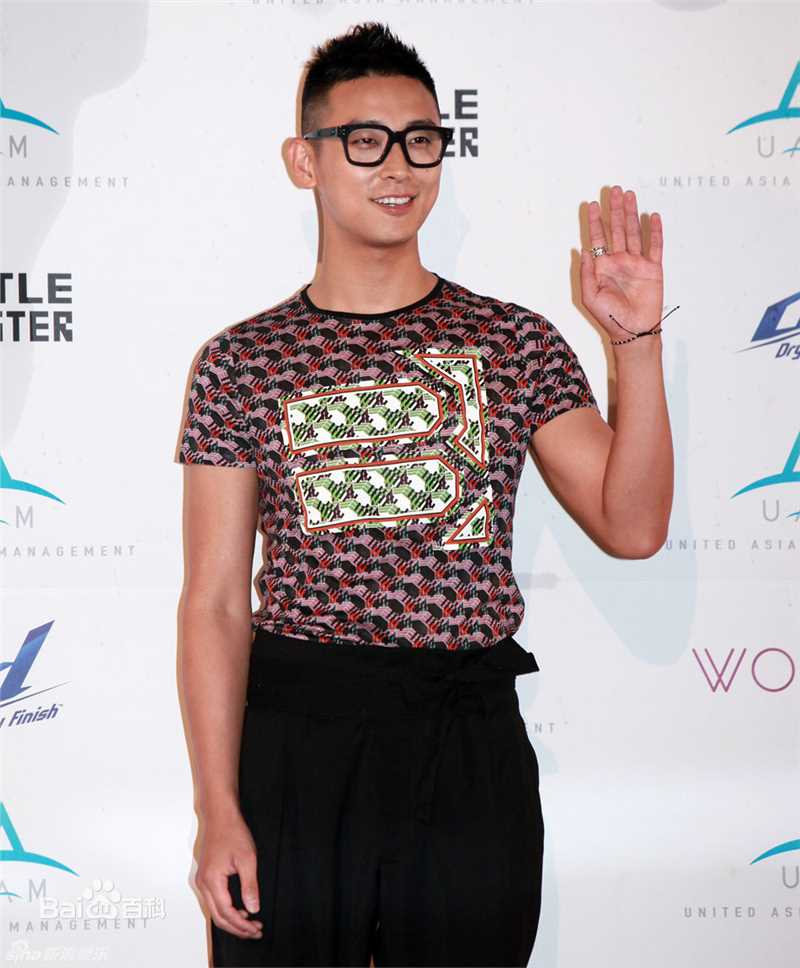 最新朱智勋(，チュ ジフン)精彩图册