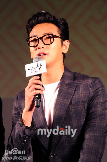 最新朱智勋(，チュ ジフン)精彩图册