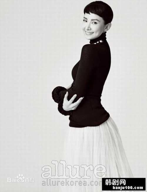 蔡时那()前后照片