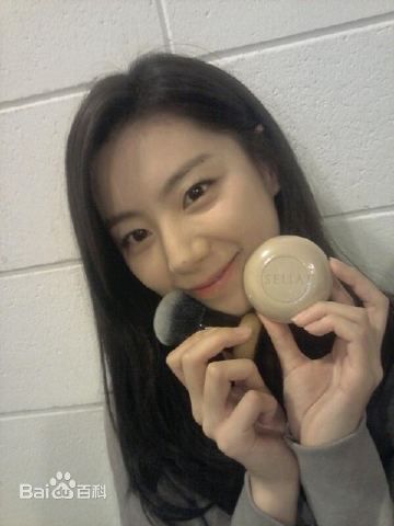 朴秀真(Park Soojin)朴秀珍twitter照片生活照相册