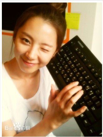 朴秀真(Park Soojin)朴秀珍twitter照片生活照相册