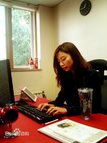 朴秀真(Park Soojin)朴秀珍twitter照片生活照相册