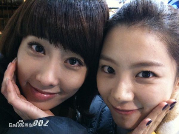 朴秀真(Park Soojin)朴秀珍twitter照片生活照相册