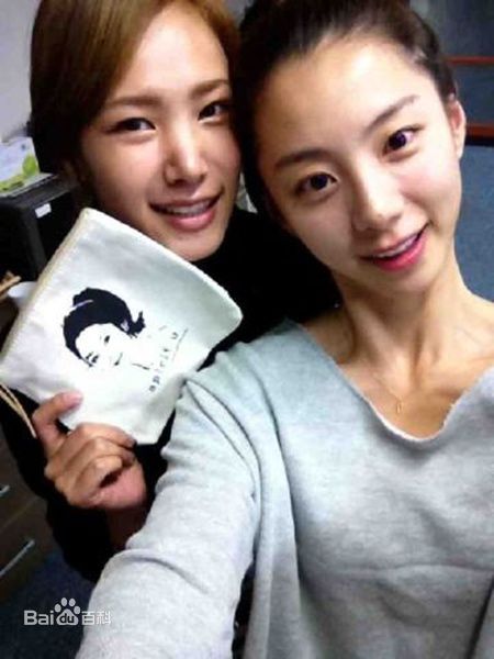 朴秀真(Park Soojin)朴秀珍twitter照片生活照相册