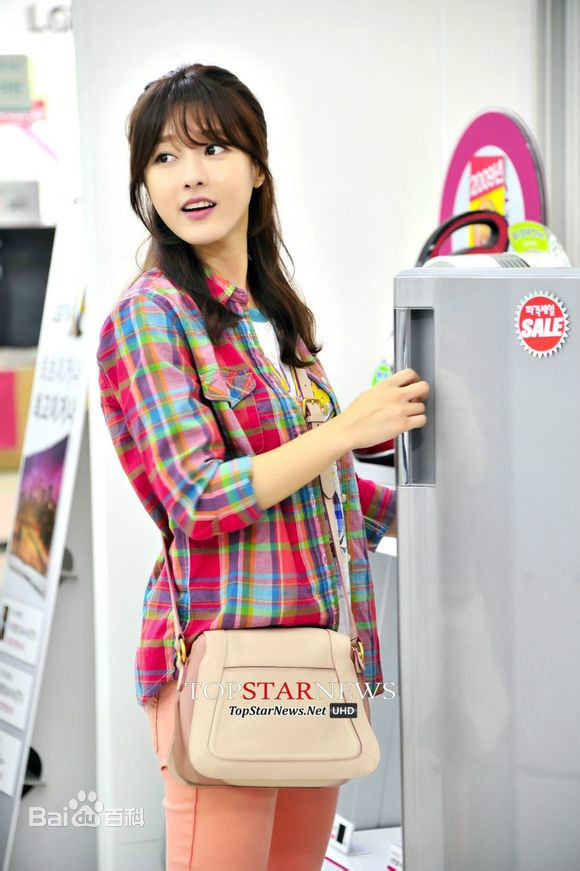 吴智恩的影视剧照