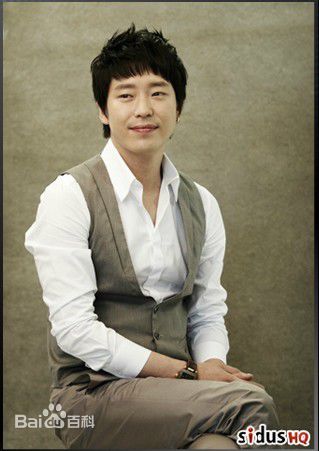 严基俊( ( Um Ki Joon ))话剧《closer》最优质剧照