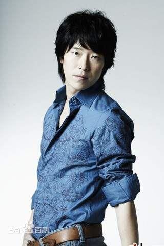 最全严基俊( ( Um Ki Joon ))素颜照