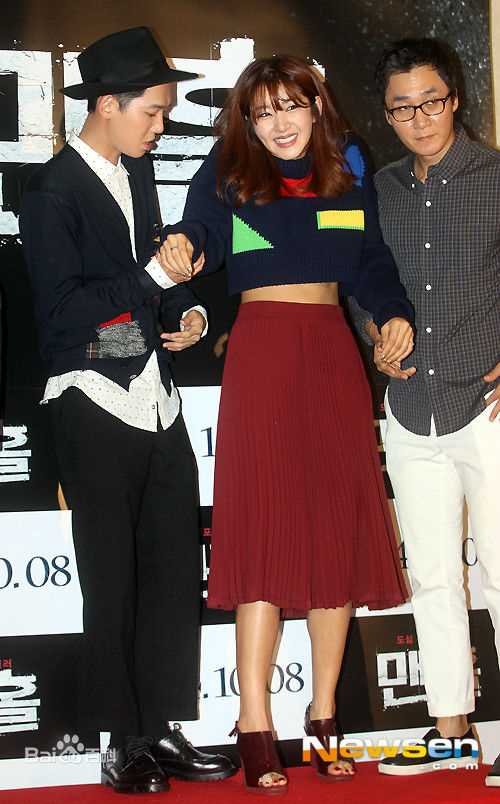 金彬雨((Kim Bin Woo))参加活动素颜照相册