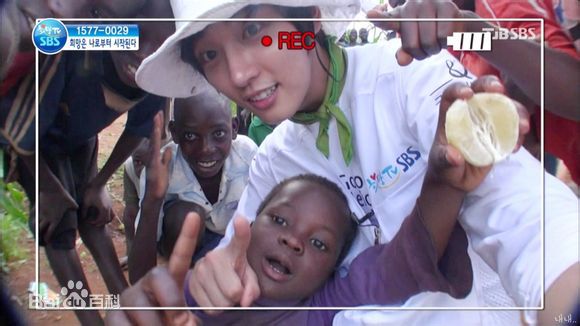 尹施允(，Yun Si Yun，ユン シユン，Yoon Si Yoon)公益宣传图册性感图片图集