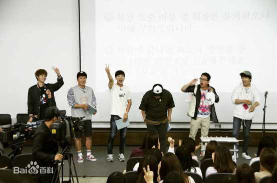 尹施允(，Yun Si Yun，ユン シユン，Yoon Si Yoon)两天一夜梨花大学演讲素颜照相册