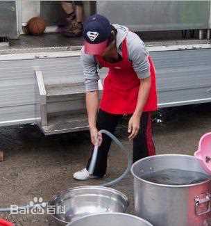 尹施允(，Yun Si Yun，ユン シユン，Yoon Si Yoon)社会活动及公益宣传图册生活照